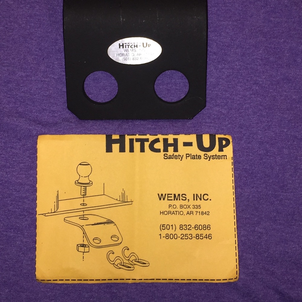 HITCH UP: Ball Shank Safety Chain Plate For 1” Ball Shank